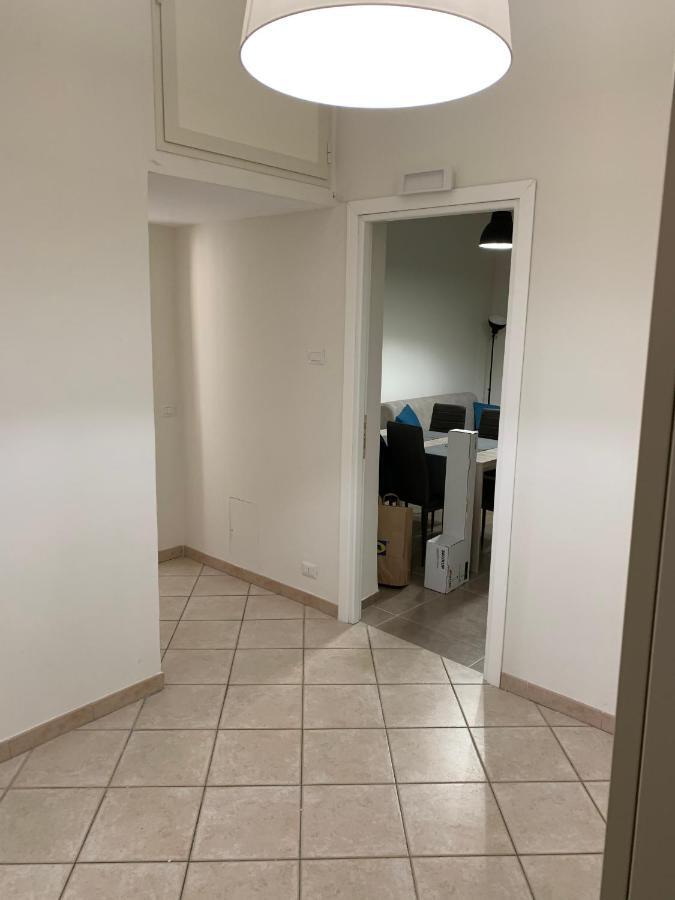 Harmony Coliseum Apartment Rom